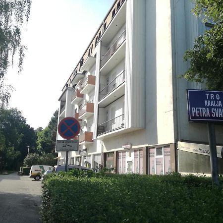 Apartman Bel Varaždin Exteriör bild