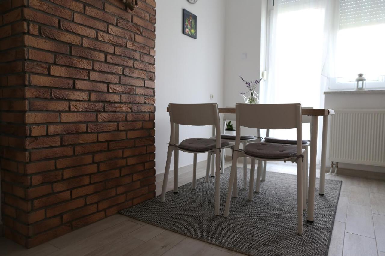 Apartman Bel Varaždin Exteriör bild