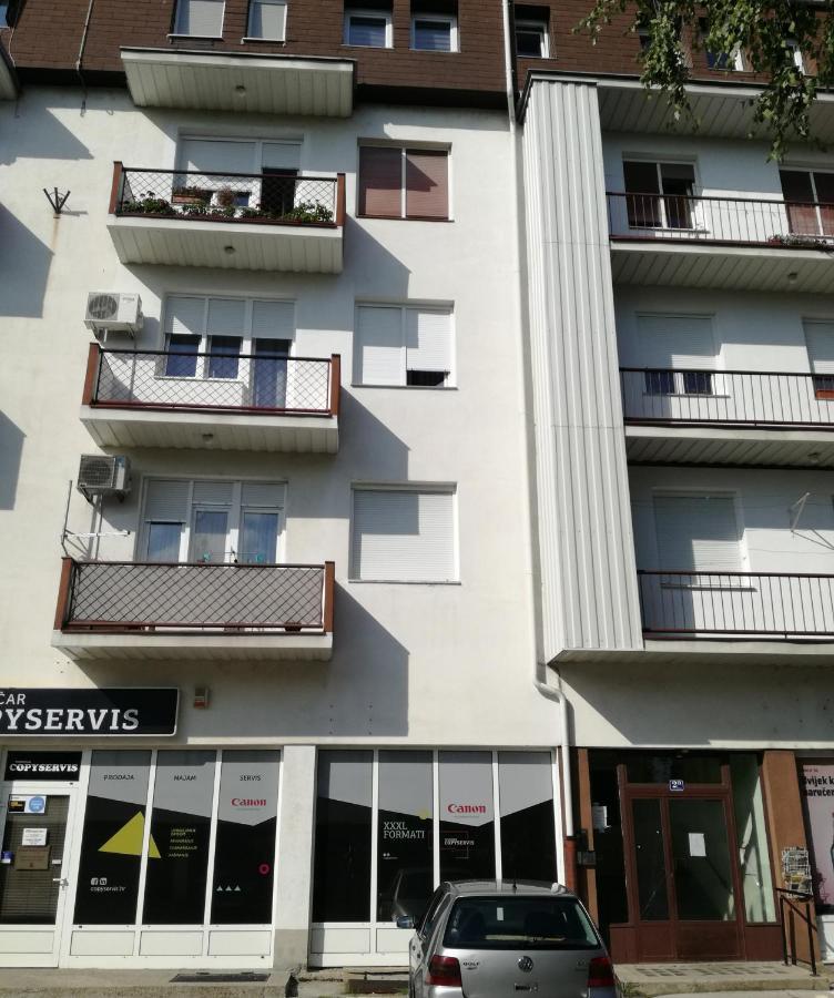 Apartman Bel Varaždin Exteriör bild