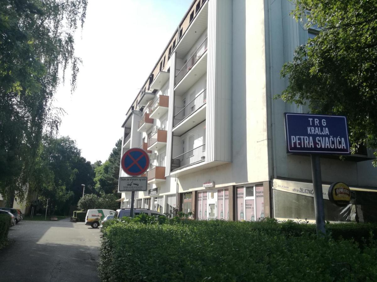 Apartman Bel Varaždin Exteriör bild